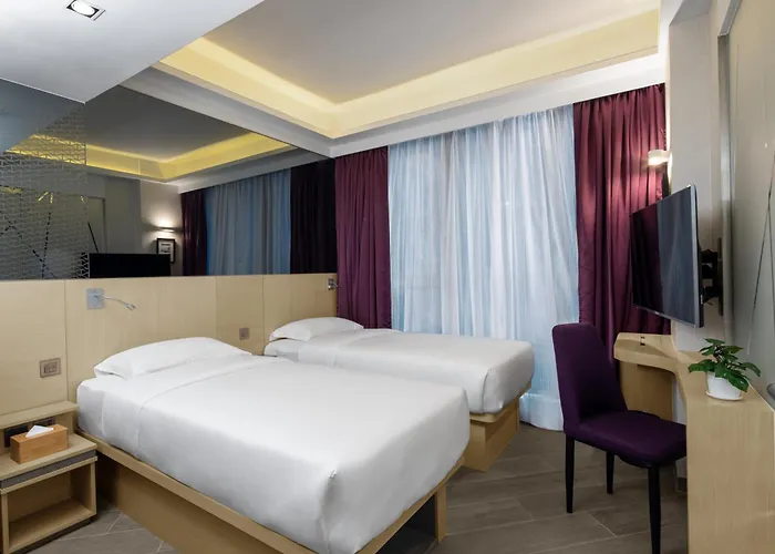 Starphire Hotel
