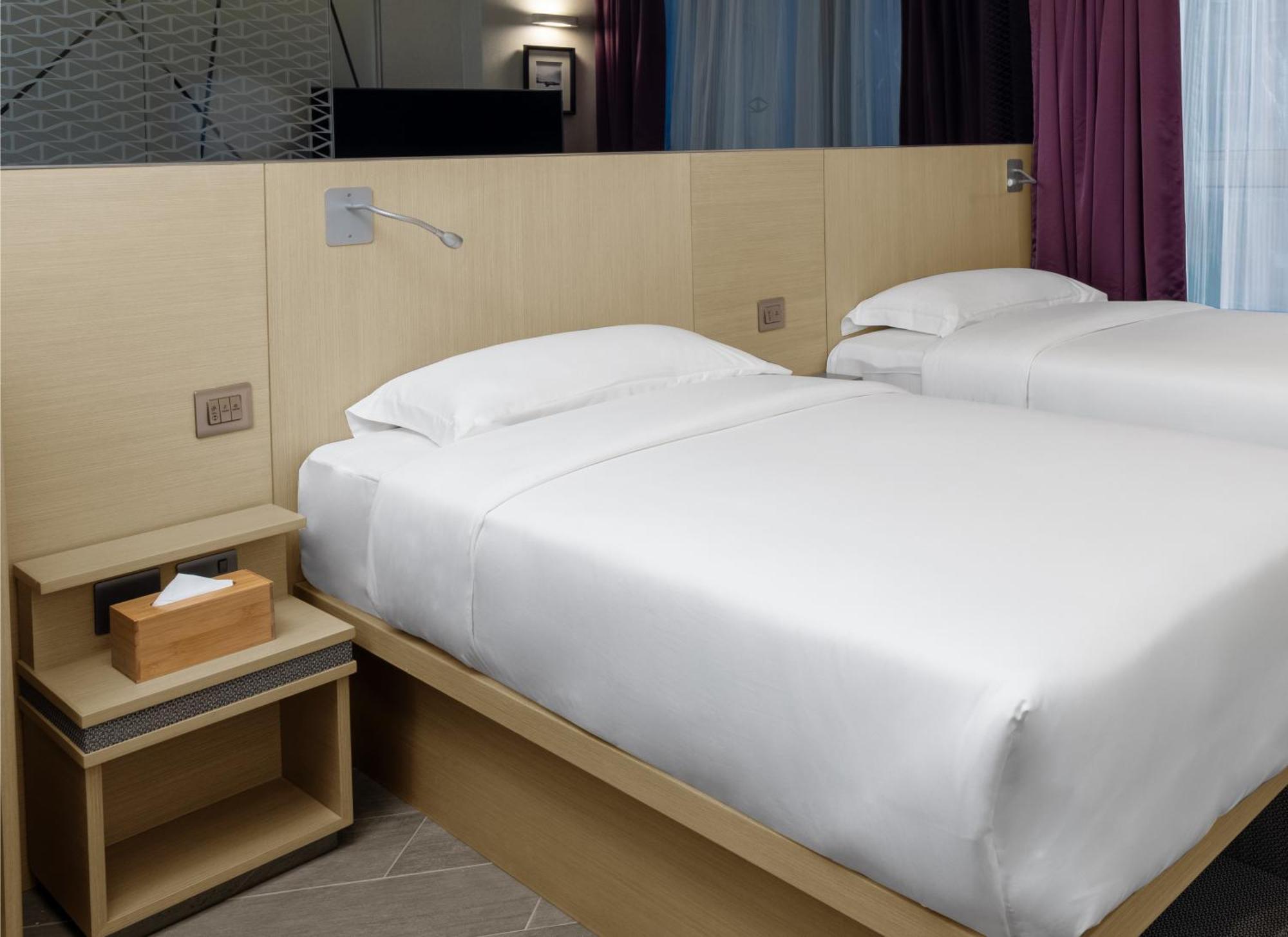 Hotel Starphire Hong Kong